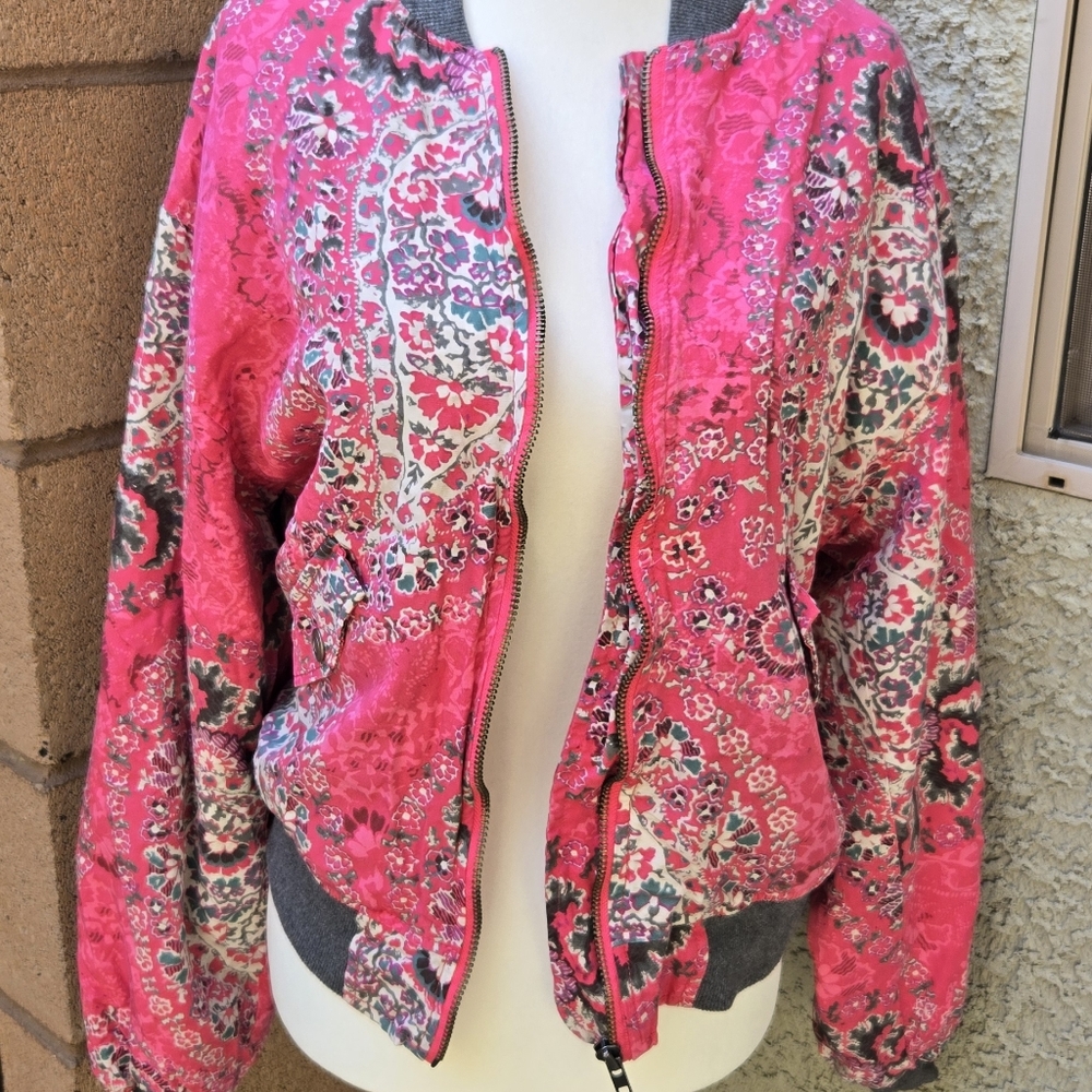 Free People Pink Quilted Floral Bomber Jacket Zip Up - Picture 2 of 12